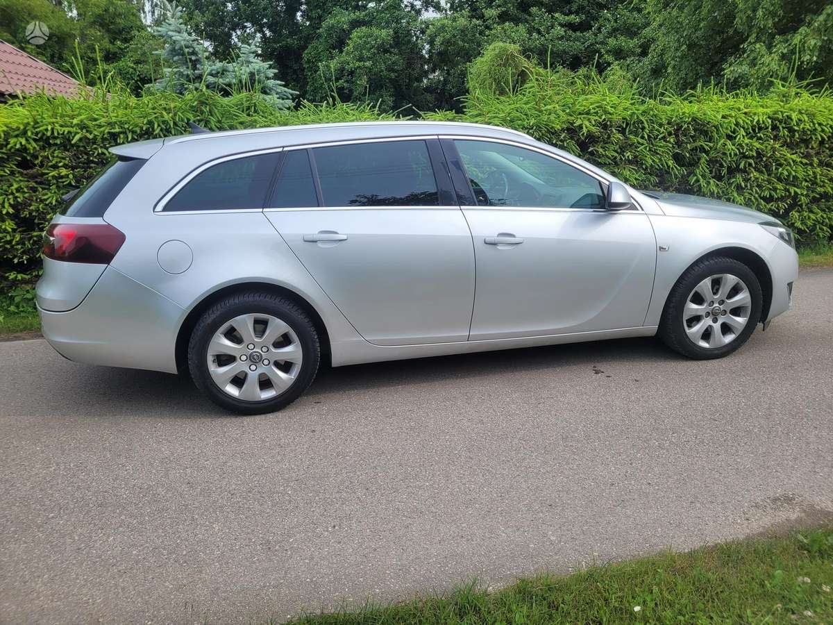 Opel Insignia, universalas