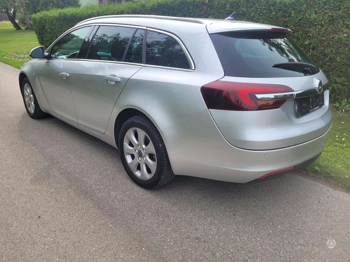 Opel Insignia, Универсал