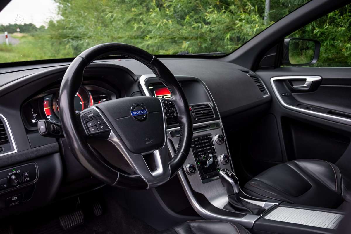 Volvo XC60 - 11