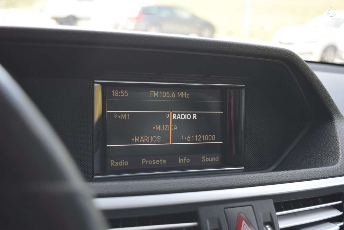 Mercedes-Benz E220, 2.2 l., Седан