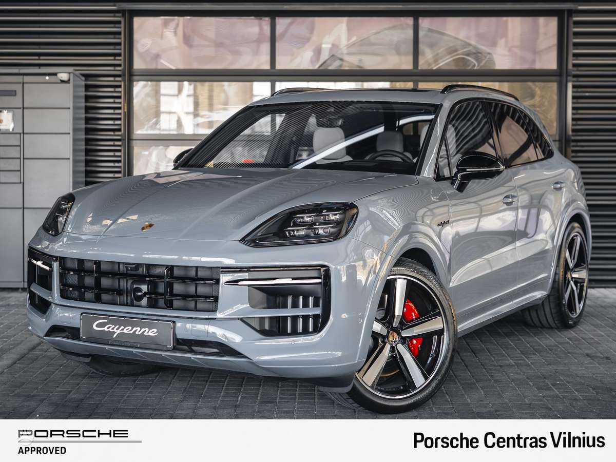 Porsche Cayenne - 1