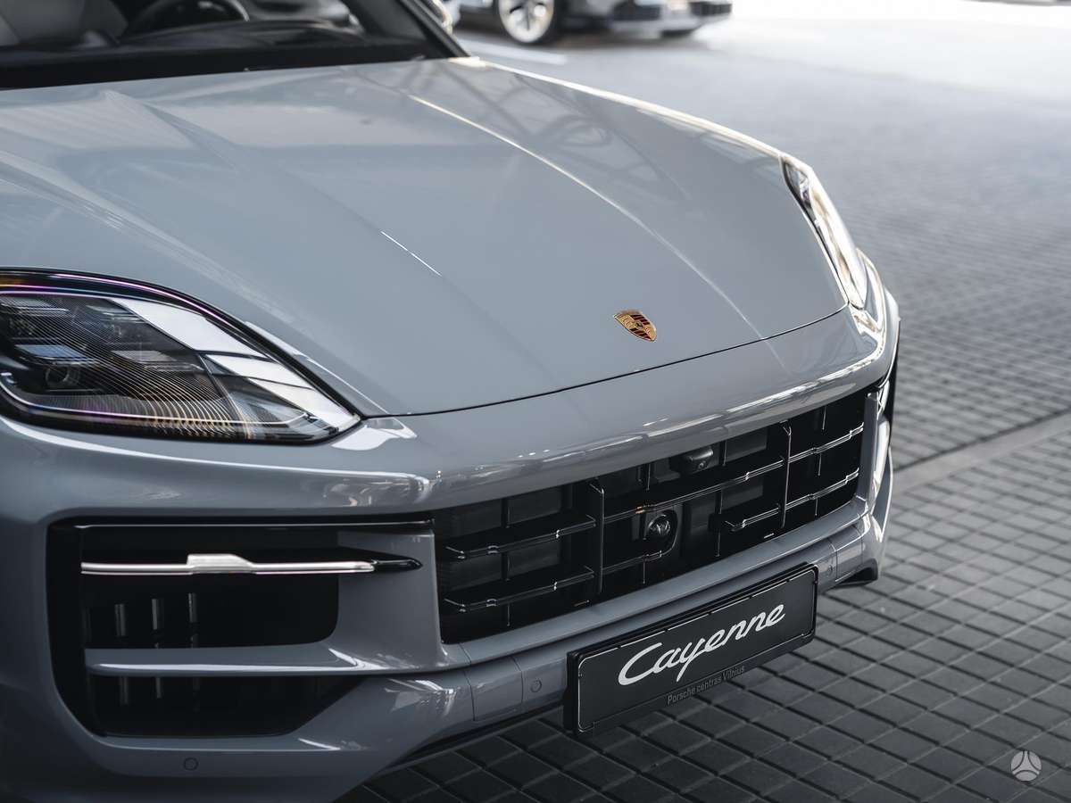Porsche Cayenne - 9