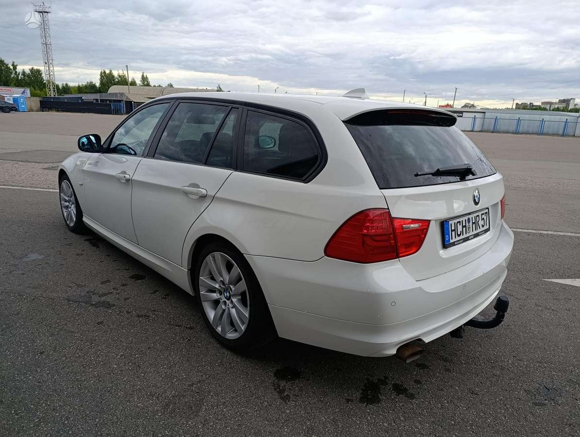 BMW 320, wagon