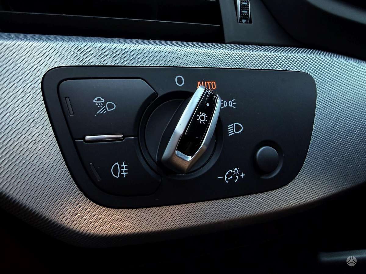 Audi A4, 2.0 l., universalas