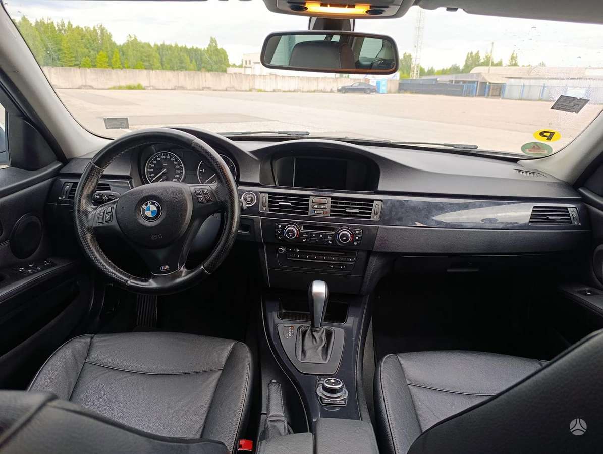 BMW 320, wagon