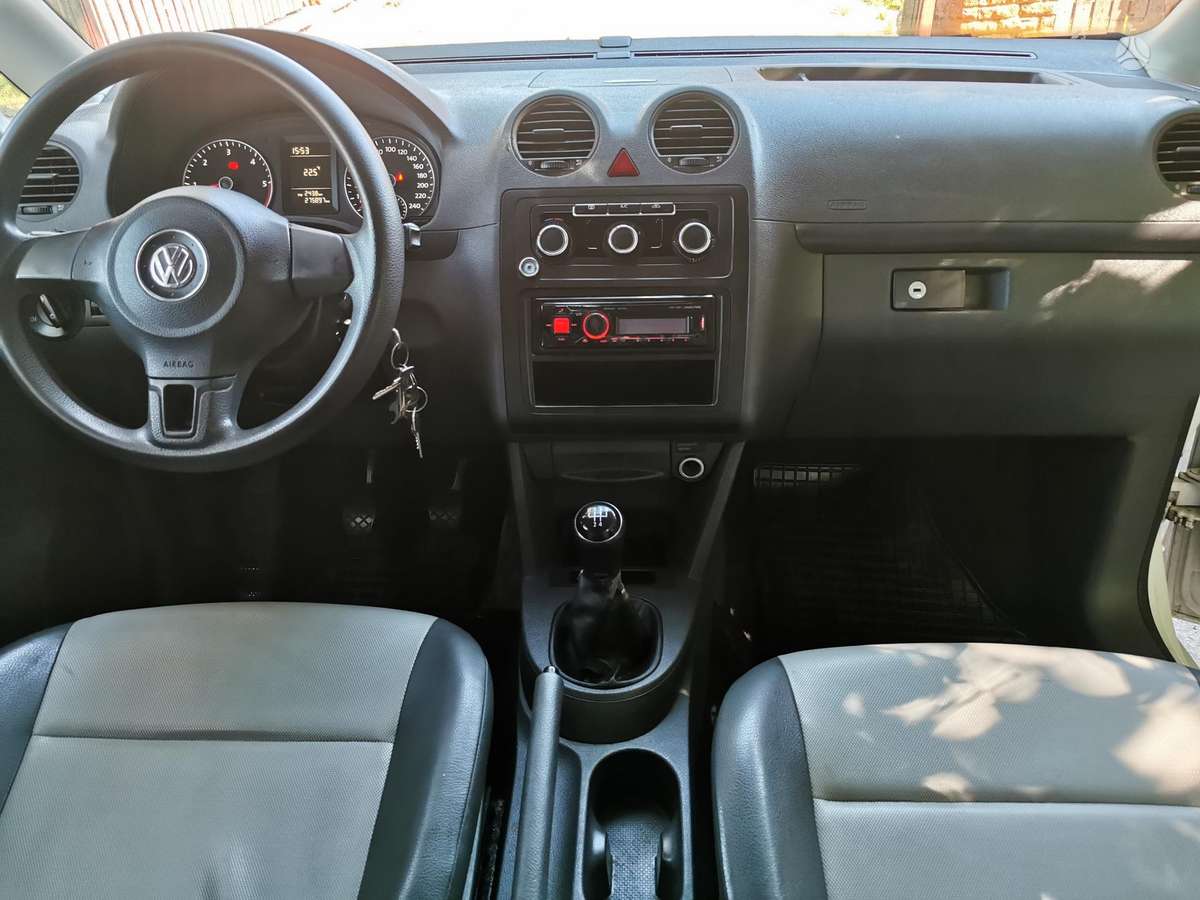 Volkswagen Caddy - 10
