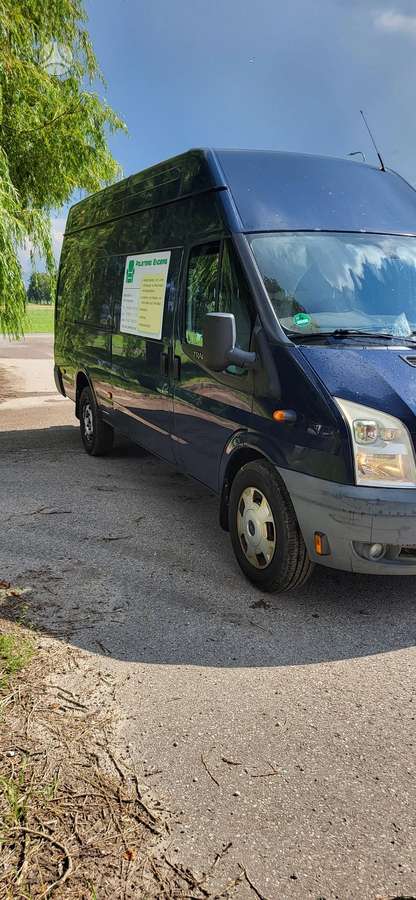 Ford Transit, 2.4 l., Грузовые микроавтобусы