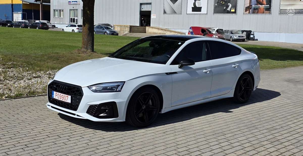 Audi A5, 2.0 l., hatchback