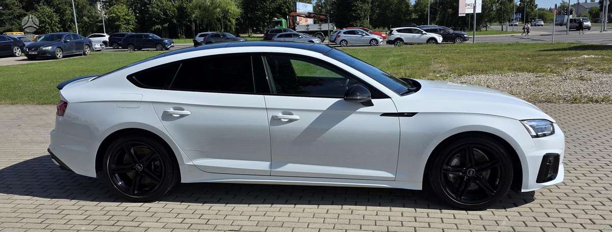 Audi A5, 2.0 l., hatchback