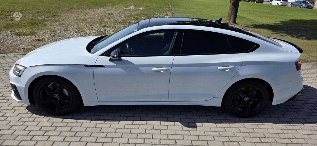Audi A5, 2.0 l., hatchback