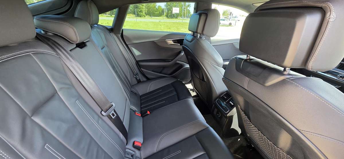 Audi A5, 2.0 l., hatchback