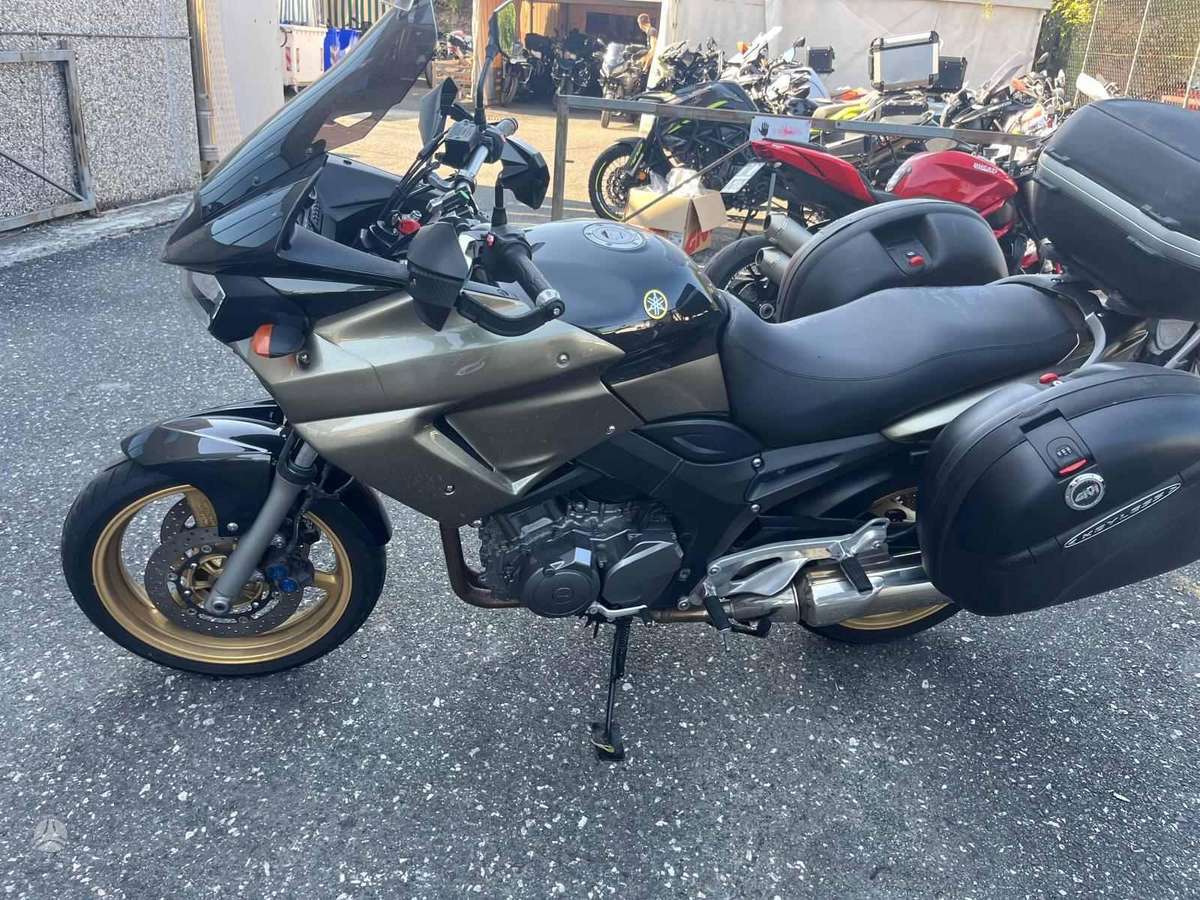 Yamaha TDM 900 900cc, street / classic