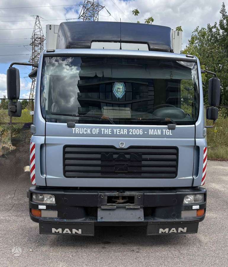 MAN TGL 8.180, kietašoniai