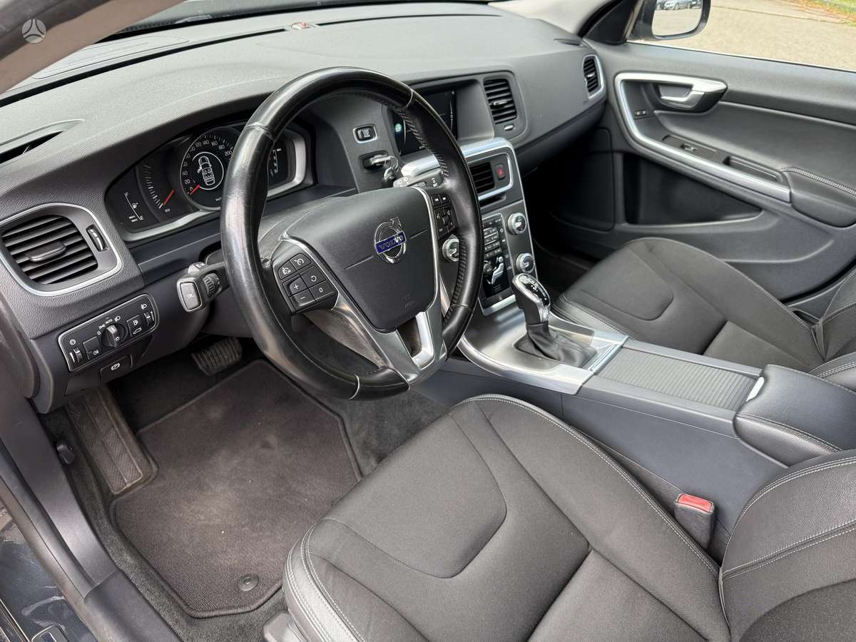 Volvo V60, 1.6 l., Универсал