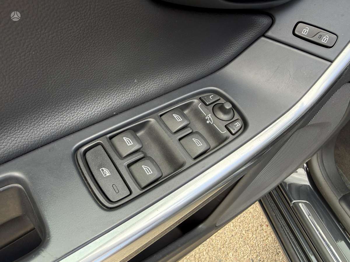 Volvo V60, 1.6 l., Универсал