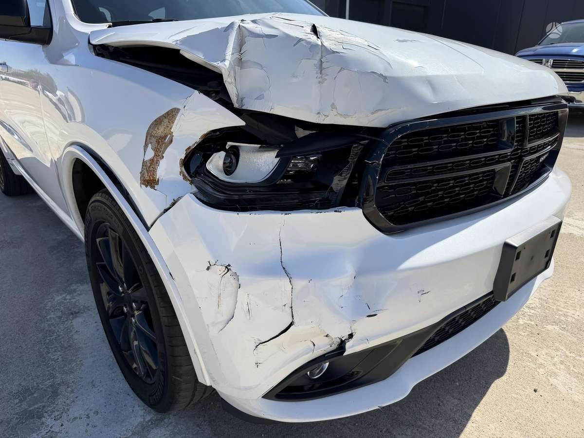 Dodge Durango, 3.6 l., off-road / crossover