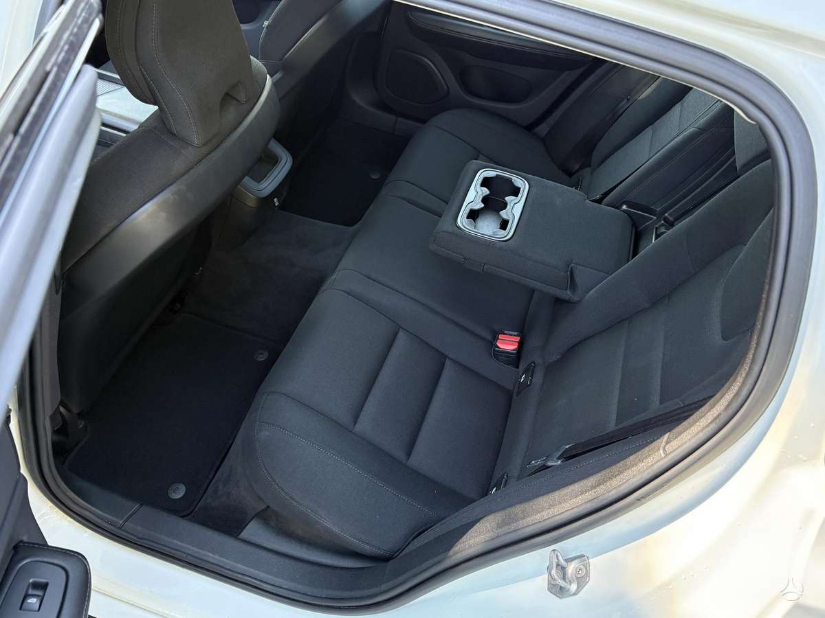 Volvo V60, 2.0 l., Универсал