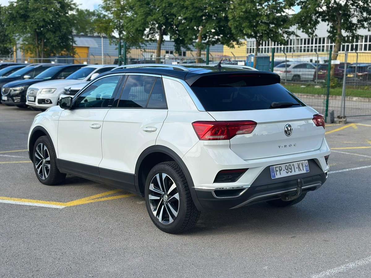 Volkswagen T-Roc - 9