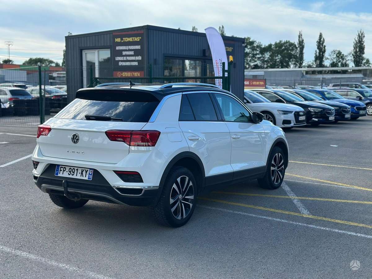 Volkswagen T-Roc - 10