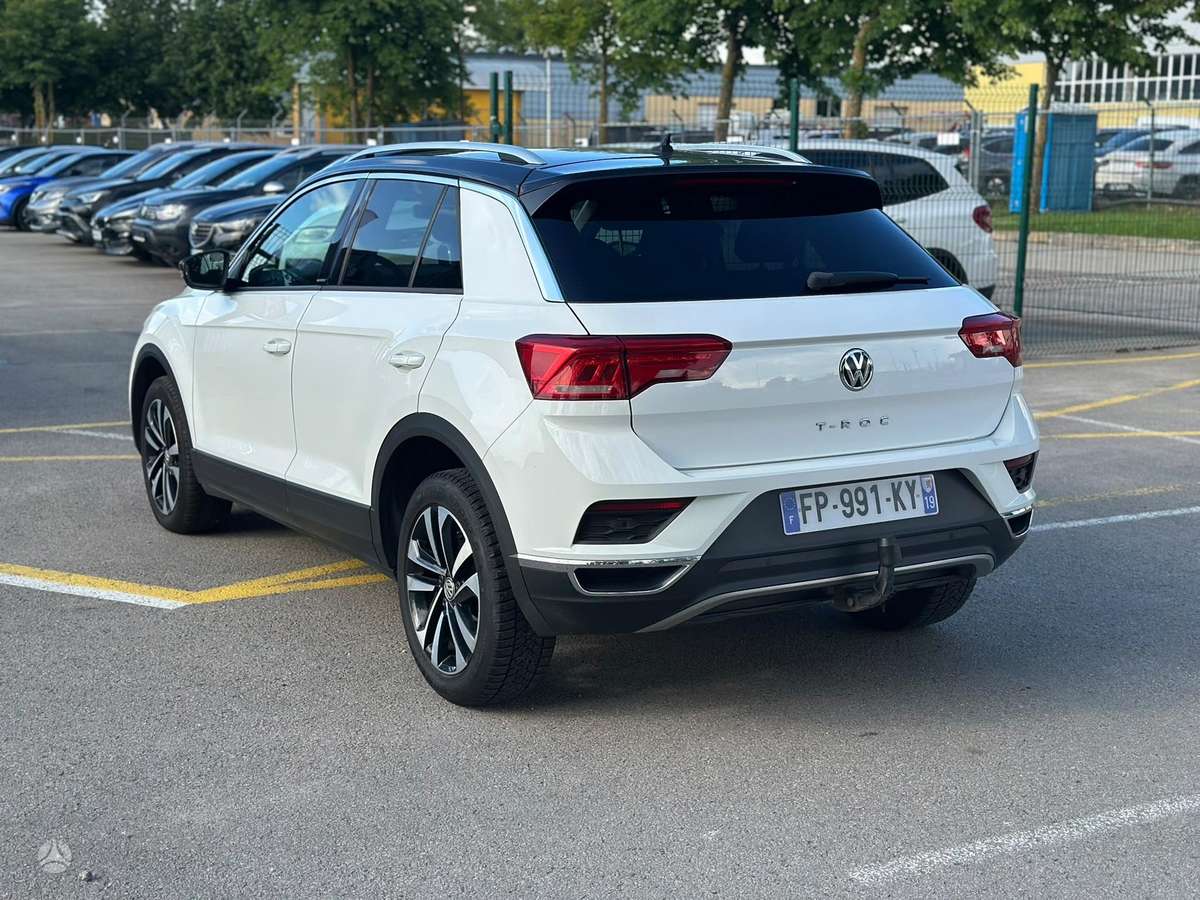 Volkswagen T-Roc - 11