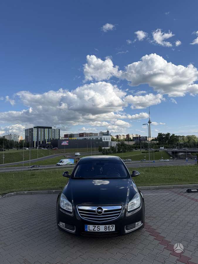 Opel Insignia, 2.0 l., Хэтчбек