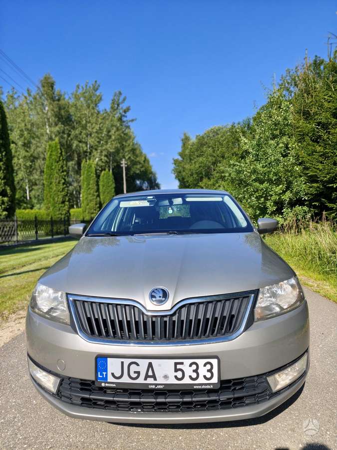 Skoda Rapid, 1.2 l., Хэтчбек
