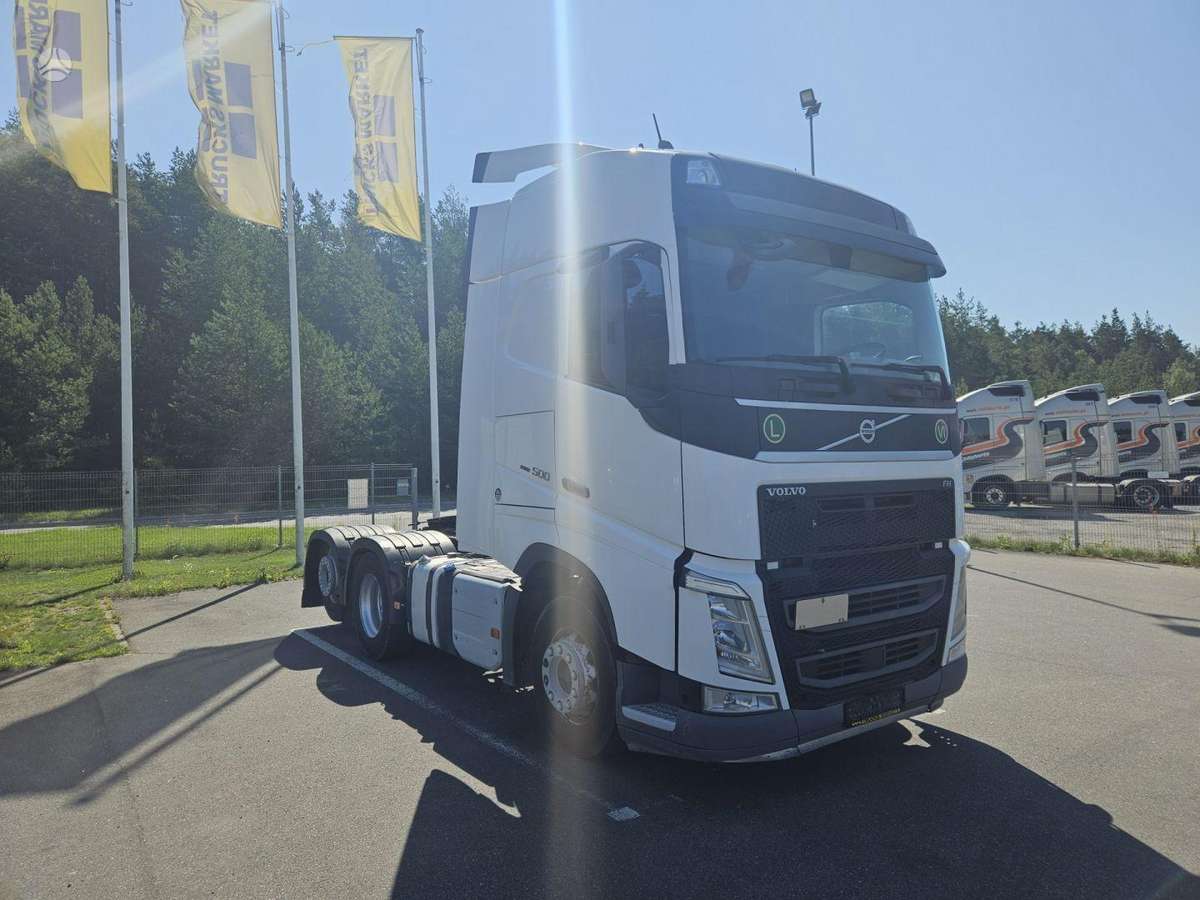 Volvo FH 500 6x2, double sleeper