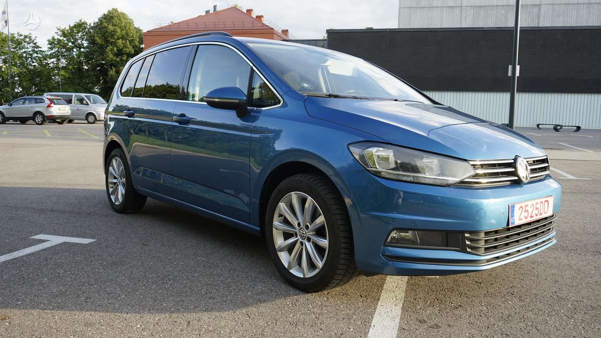 Volkswagen Touran - 2