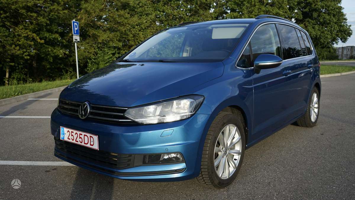 Volkswagen Touran - 3
