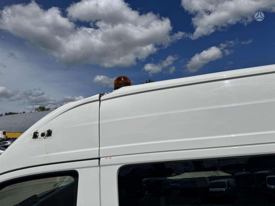 Volkswagen Crafter, cargo van