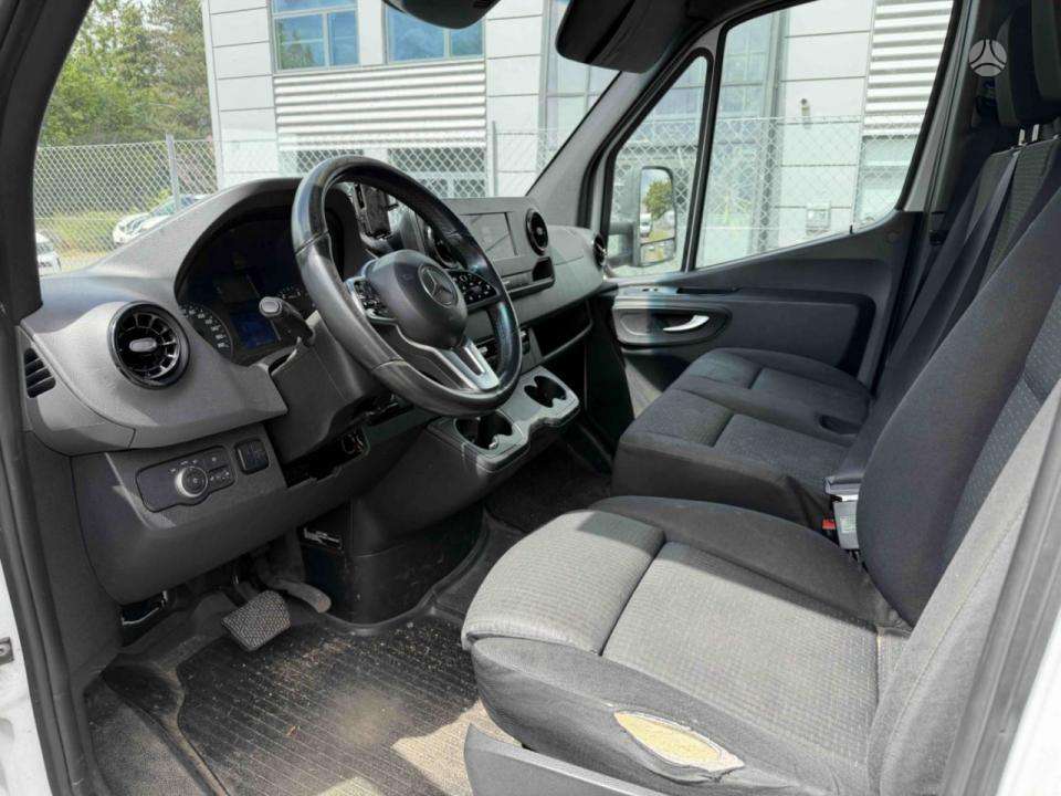 Volkswagen Crafter, cargo van