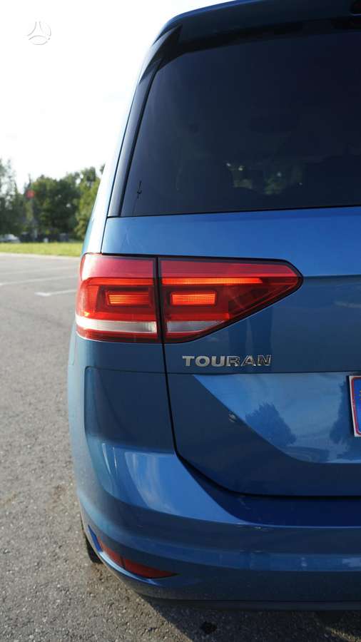 Volkswagen Touran - 6