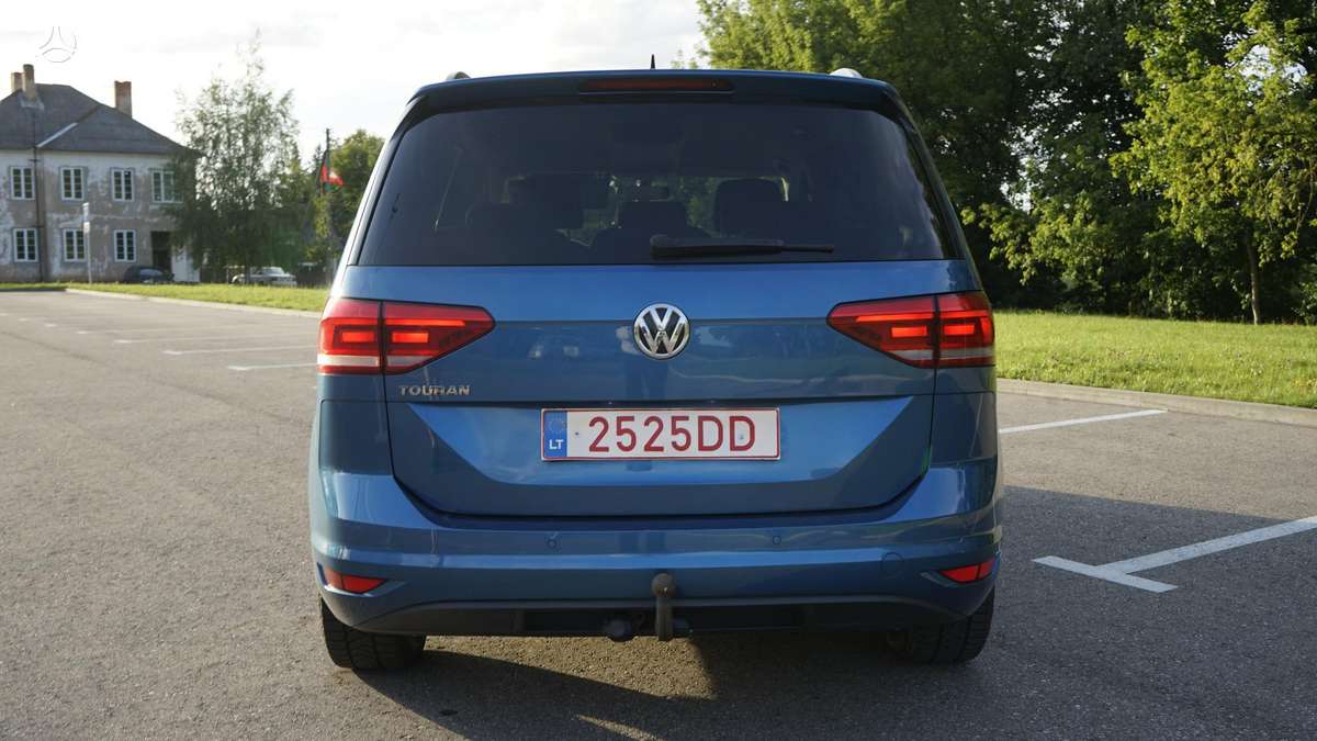 Volkswagen Touran - 7