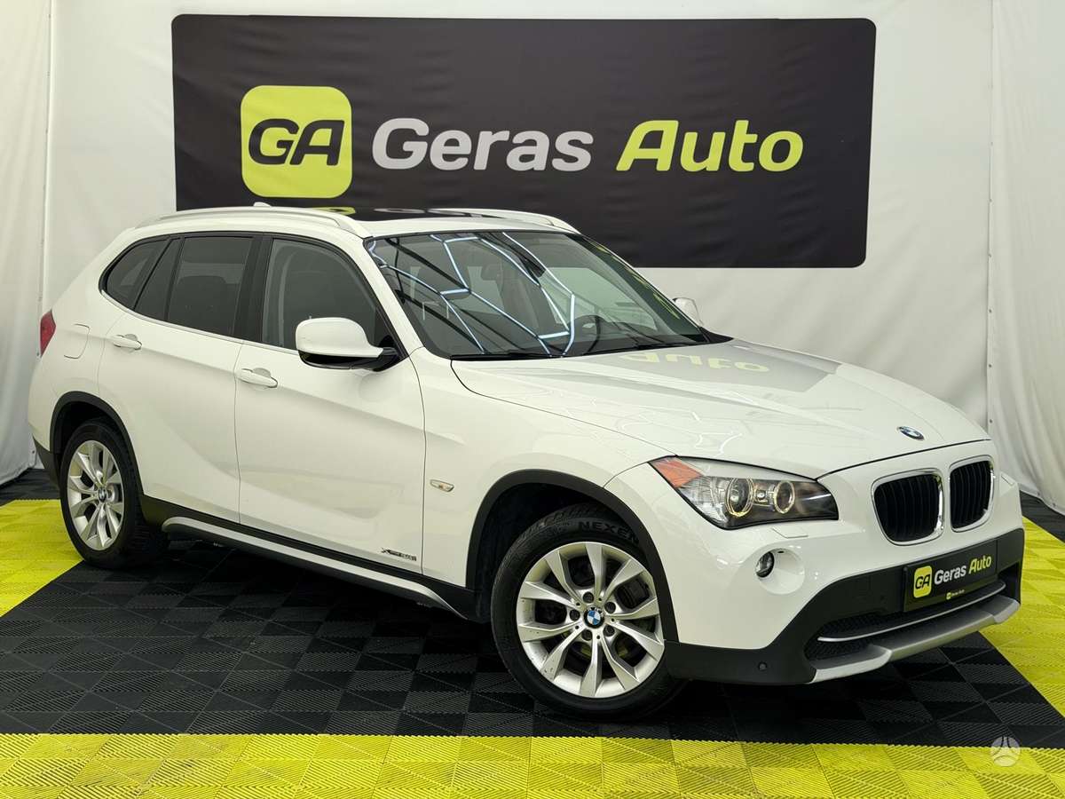 BMW X1, 2.0 l., off-road / crossover