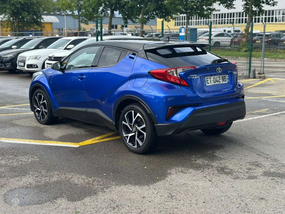 Toyota C-HR - 5