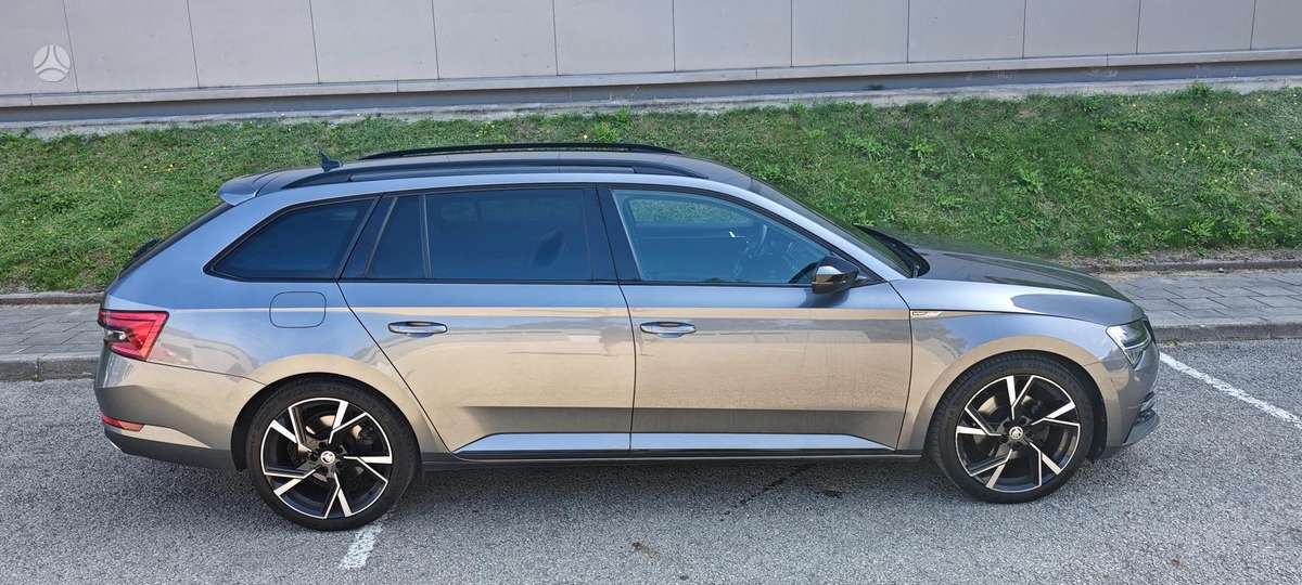 Škoda Superb - 8