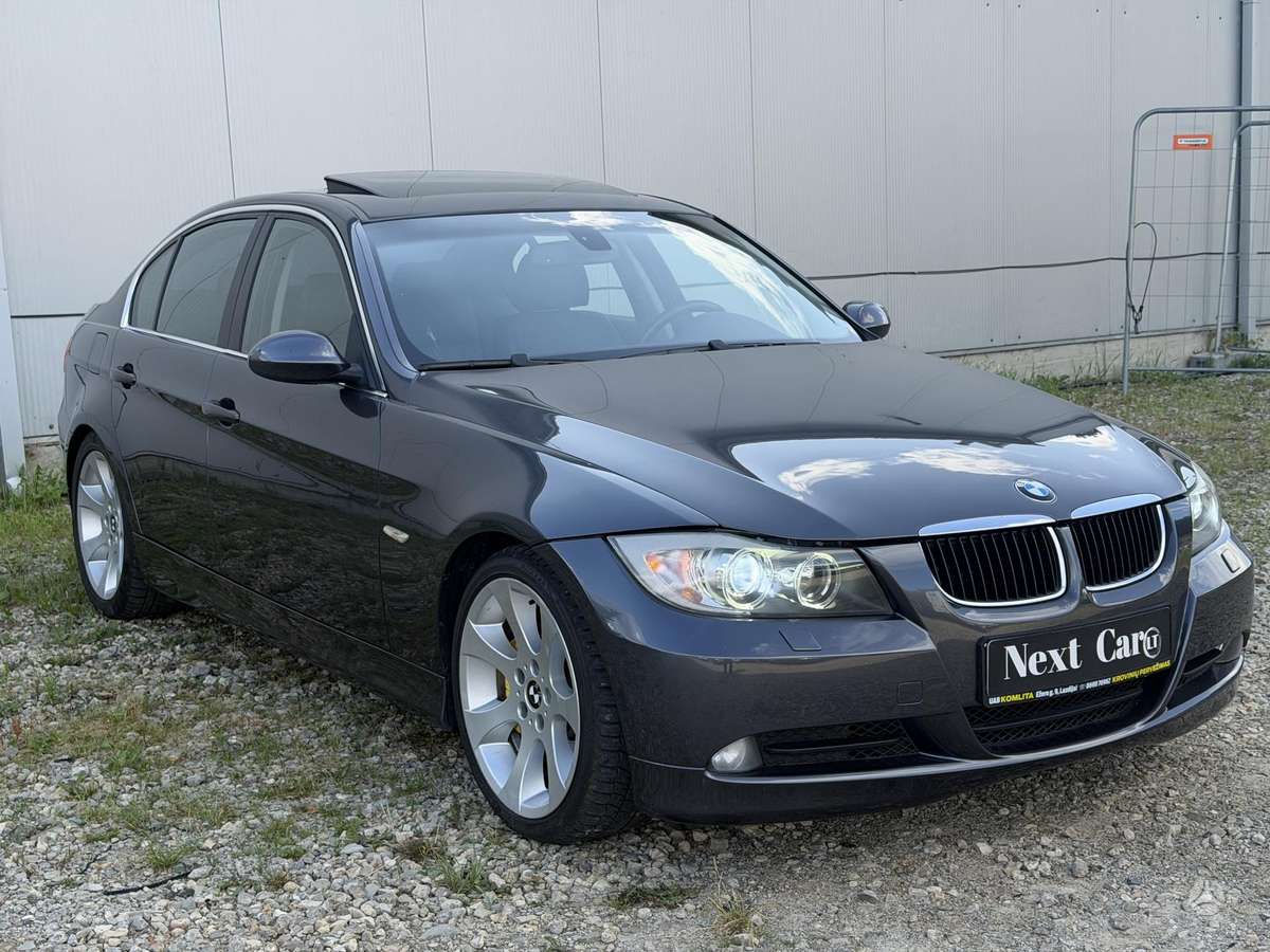 BMW 335, 3.0 l., Седан