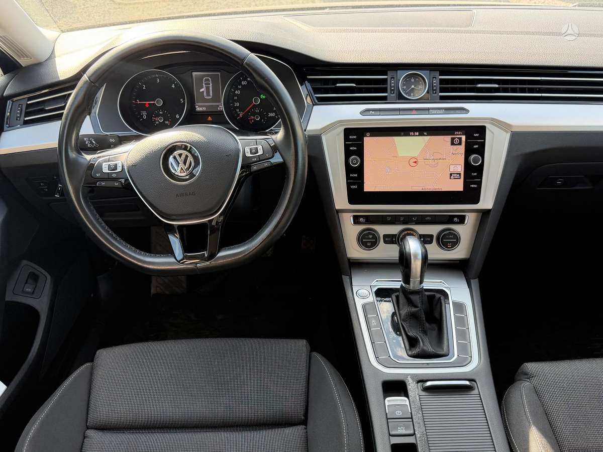 Volkswagen Passat, 2.0 l., Универсал