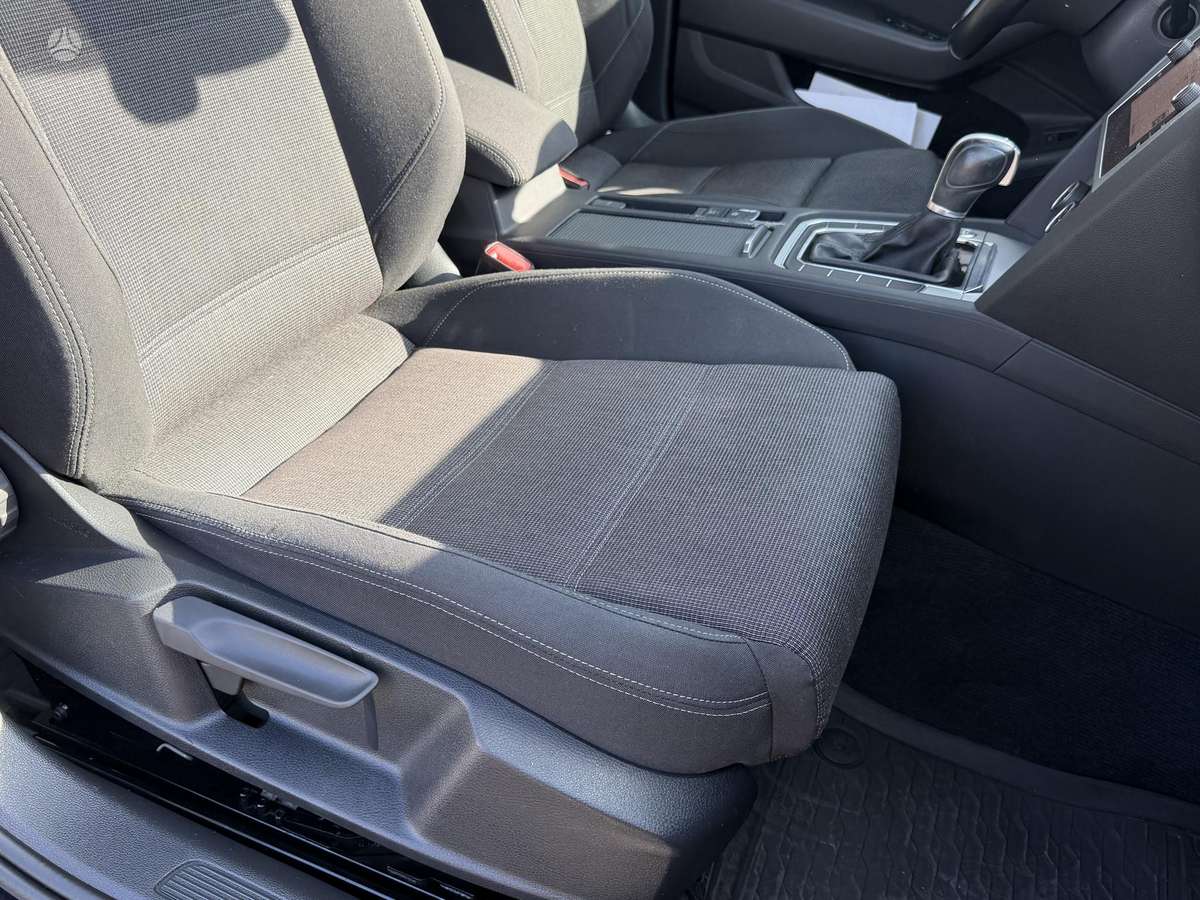 Volkswagen Passat, 2.0 l., Универсал