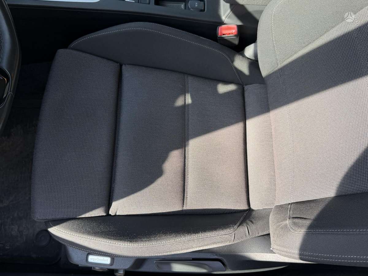 Volkswagen Passat, 2.0 l., Универсал