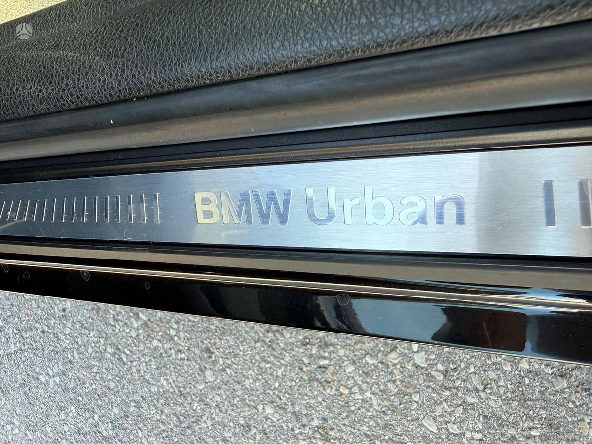 BMW 116, 2.0 l., hatchback