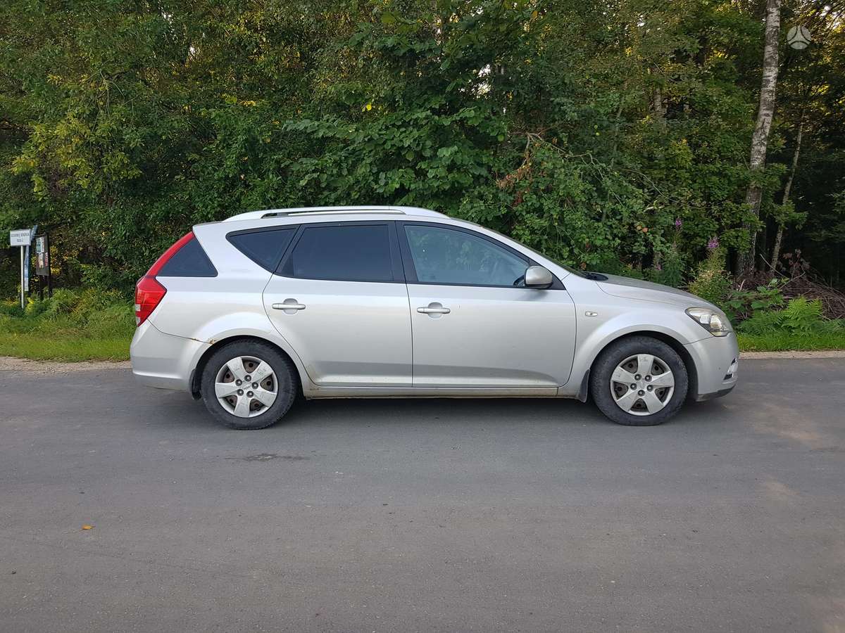 Kia Ceed, 1.6 l., universalas