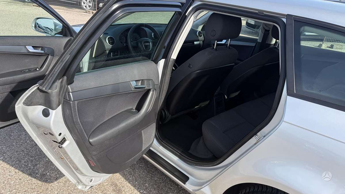 Audi A3, 1.4 l., Хэтчбек