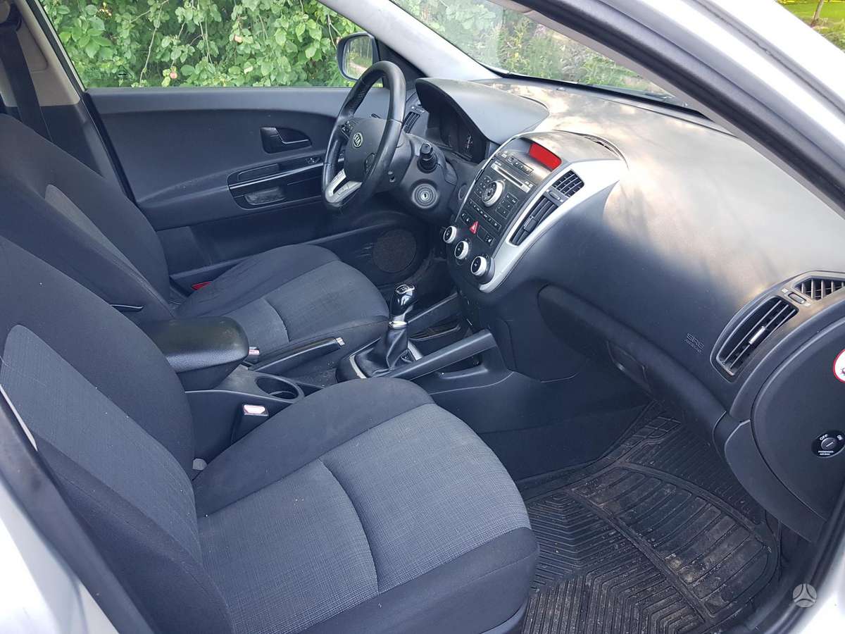 Kia Ceed, 1.6 l., universalas