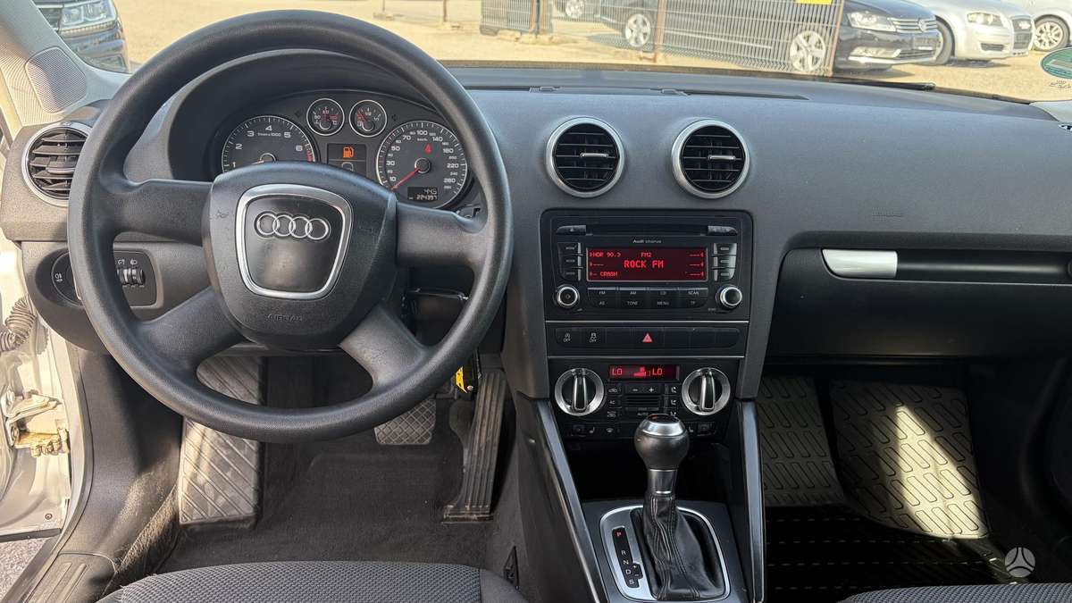 Audi A3, 1.4 l., hatchback