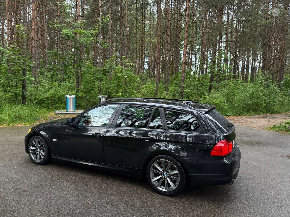 BMW 320, 2.0 l., wagon