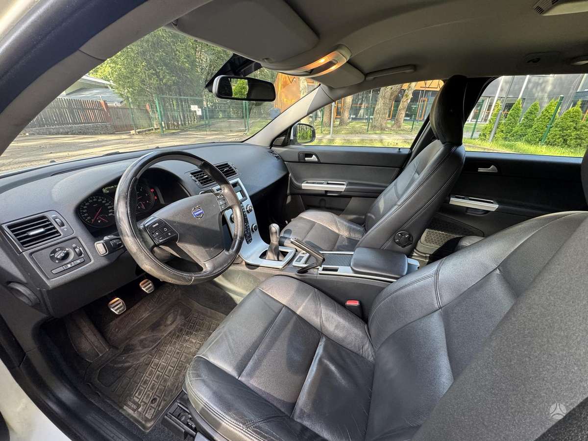 Volvo V50 - 5