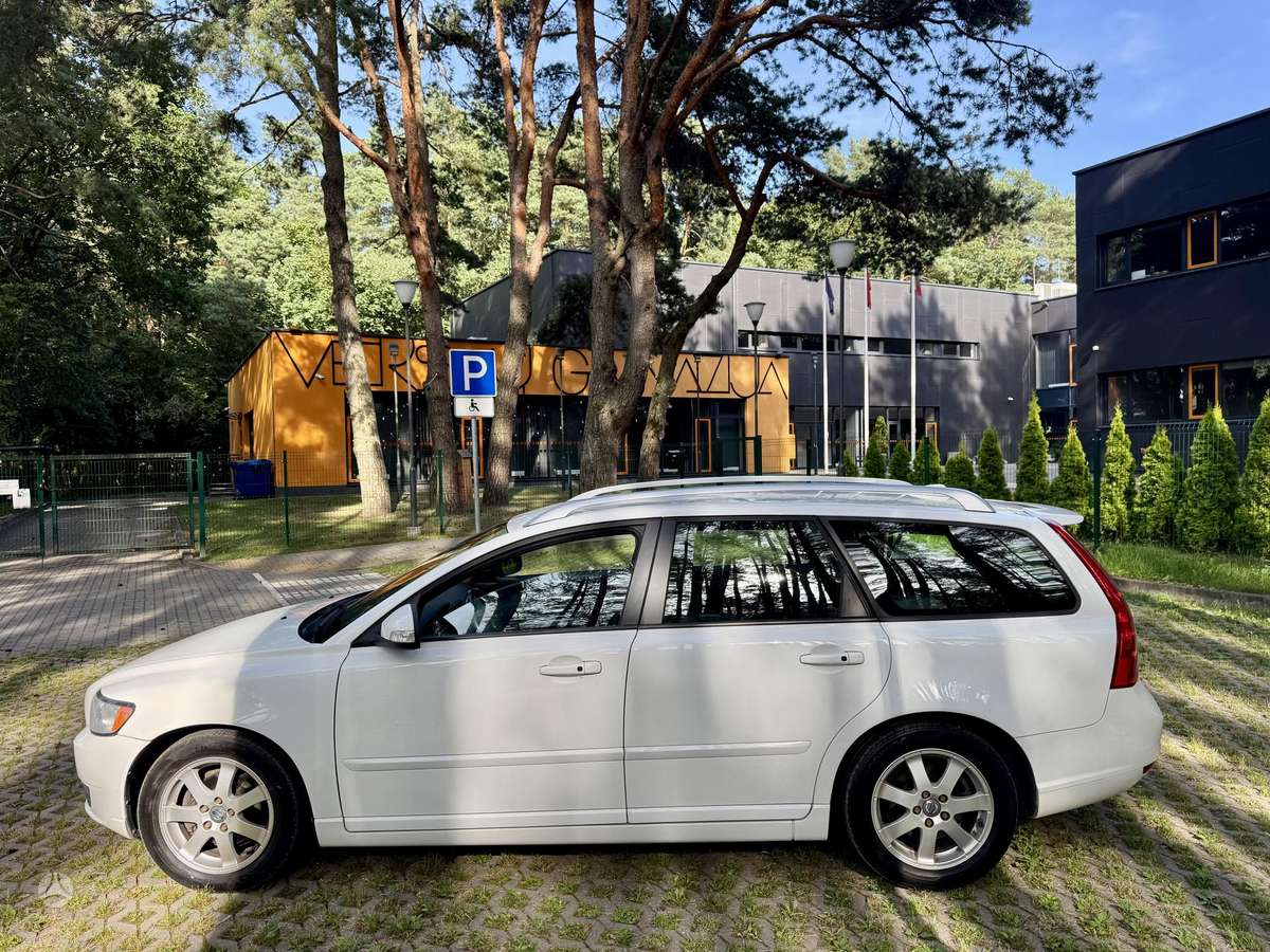 Volvo V50 - 12