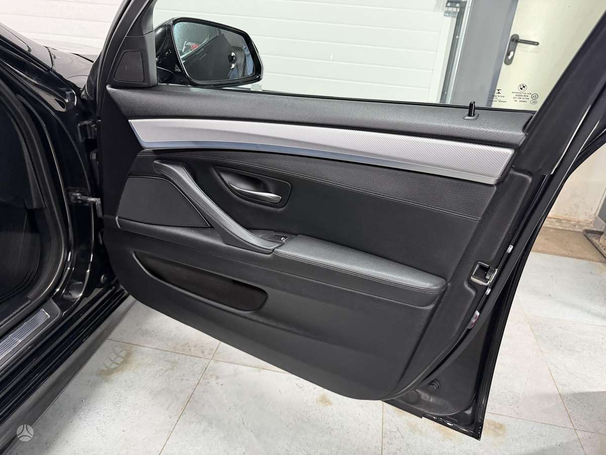 BMW 520, 2.0 l., Универсал