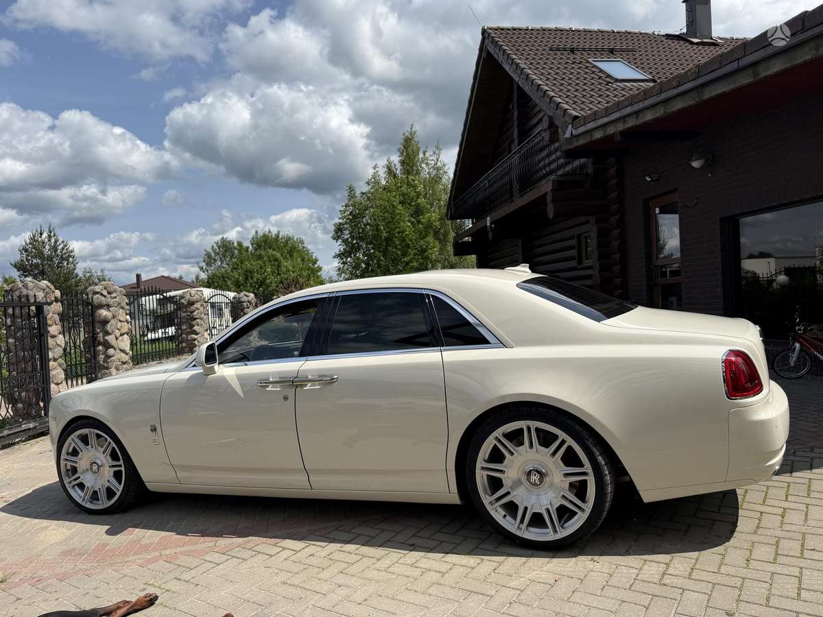 Rolls-Royce Ghost, 6.6 l., Седан